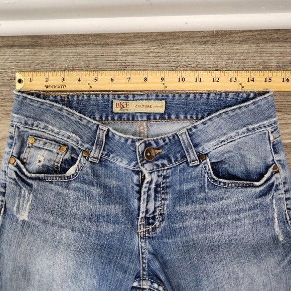 BKE Jeans Culture Stretch Size 29 Light Wash Distressed Womens streetwear - Picture 8 of 14